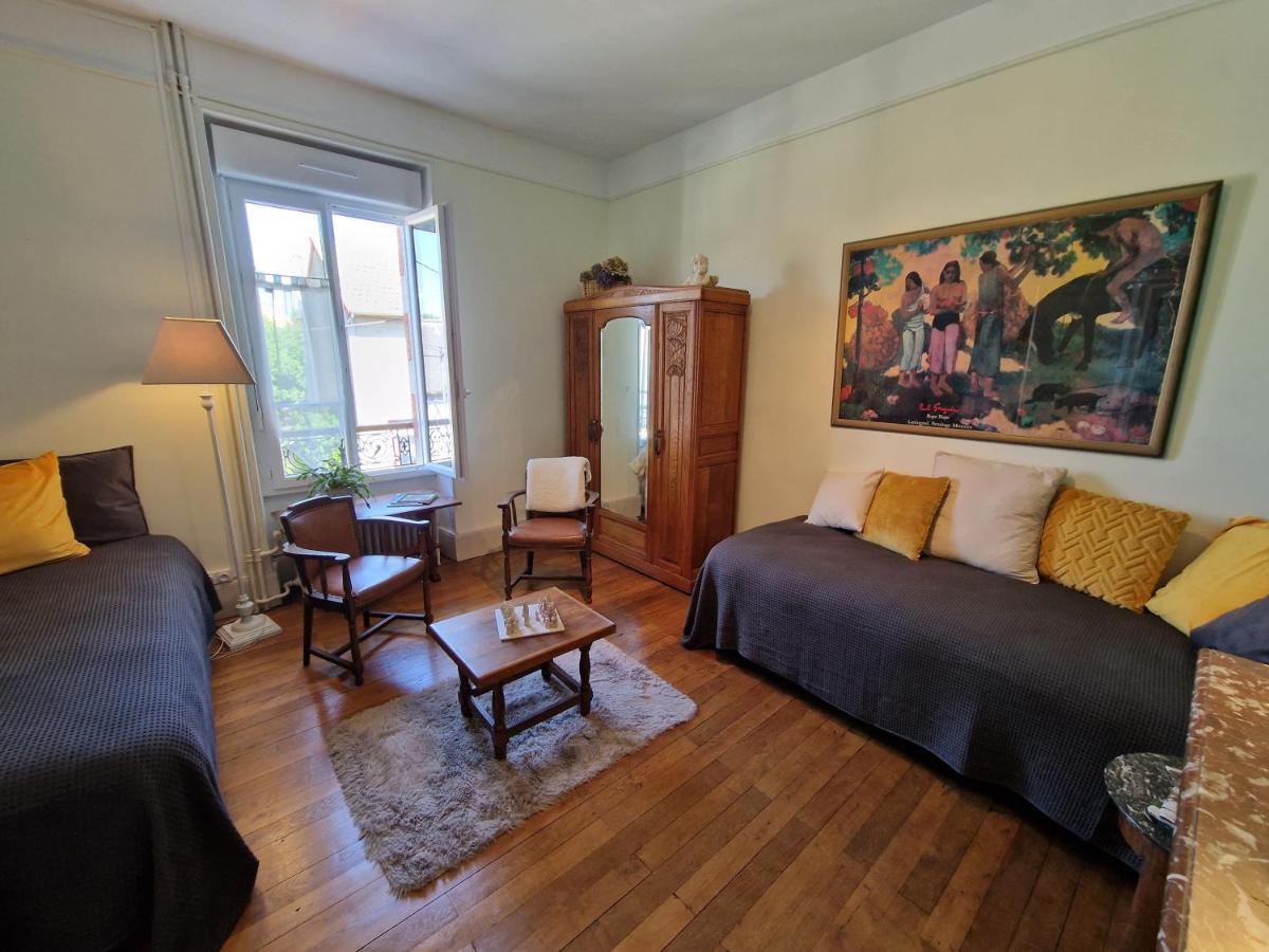 La Chtite Creuse - Chambres D'Hotes - Parking - Abri 2 Roues Boussac  외부 사진
